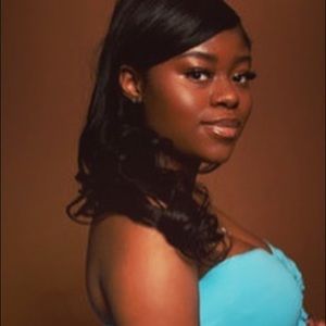 Meet your Posher, Ebone